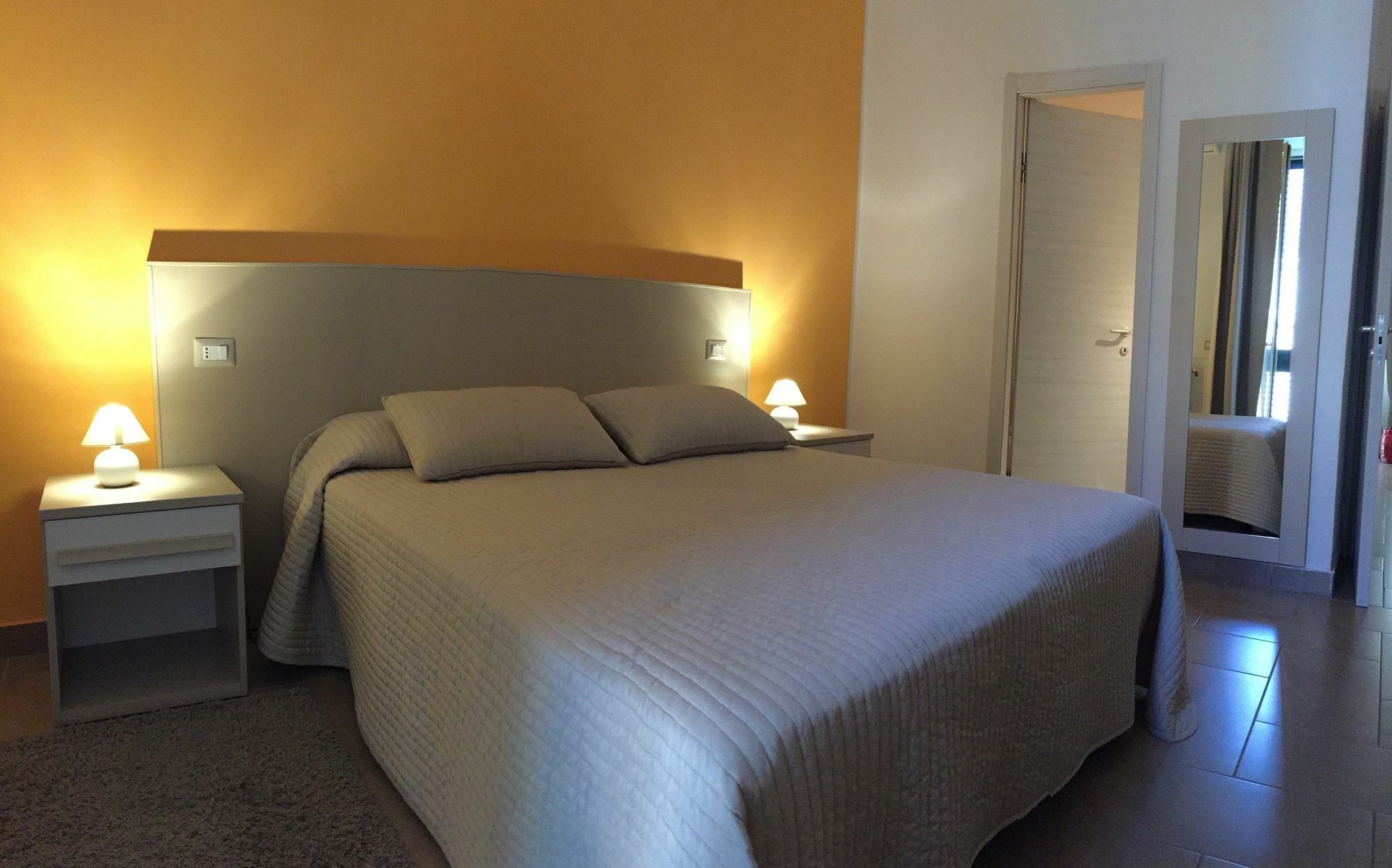 B&B Cairoli Messina Eksteriør billede